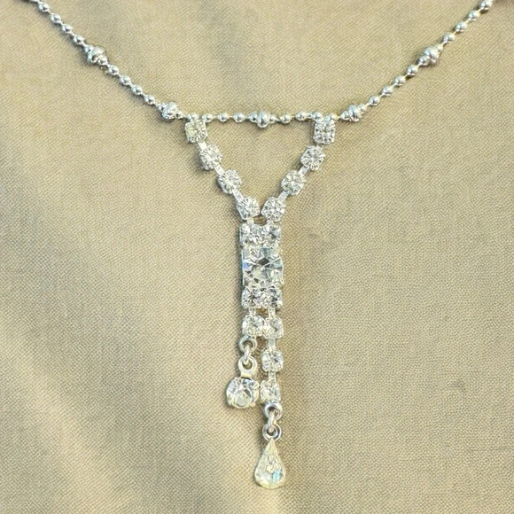 AVON Silver-Plated Rhinestone Anklet/Bracelet - Picture 2 of 5